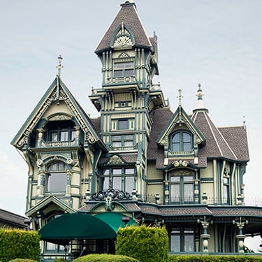 Carson mansion Super-8 Fortuna, California